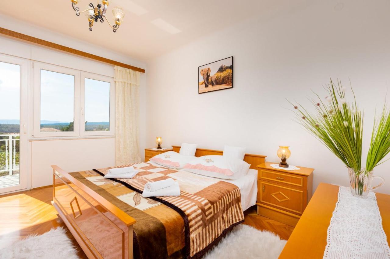 Apartman Tena Пунат Екстериор снимка
