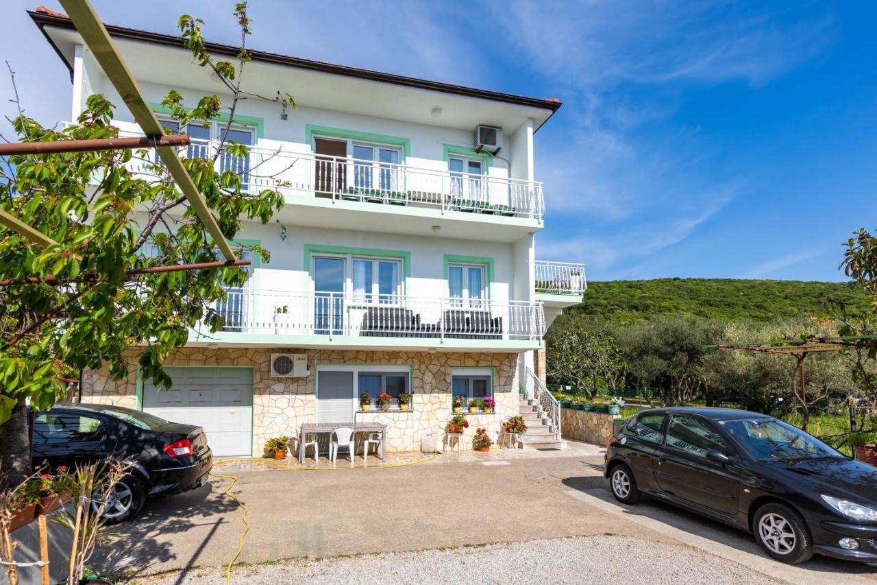 Apartman Tena Пунат Екстериор снимка