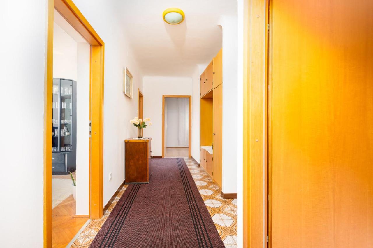 Apartman Tena Пунат Екстериор снимка